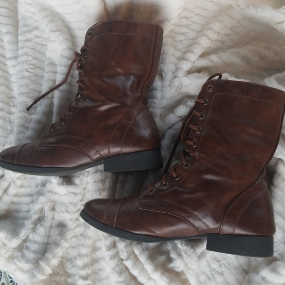 ❌S O L D❌ Brown Combat Faux Leather Boots - Picture 4 of 8